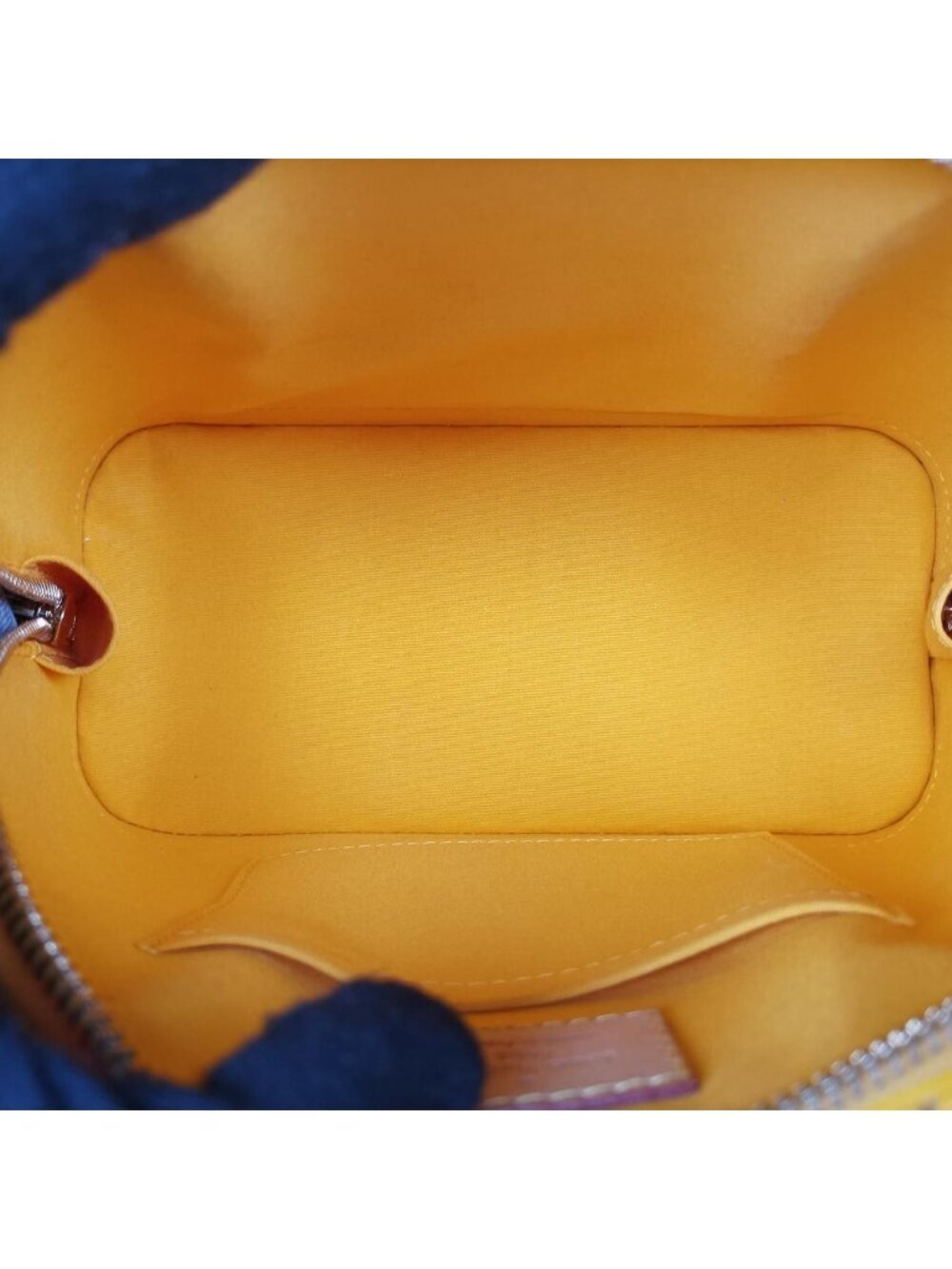 Louis Vuitton Alma PM Jaune Passion Vernis Handbag - Picture 9 of 16